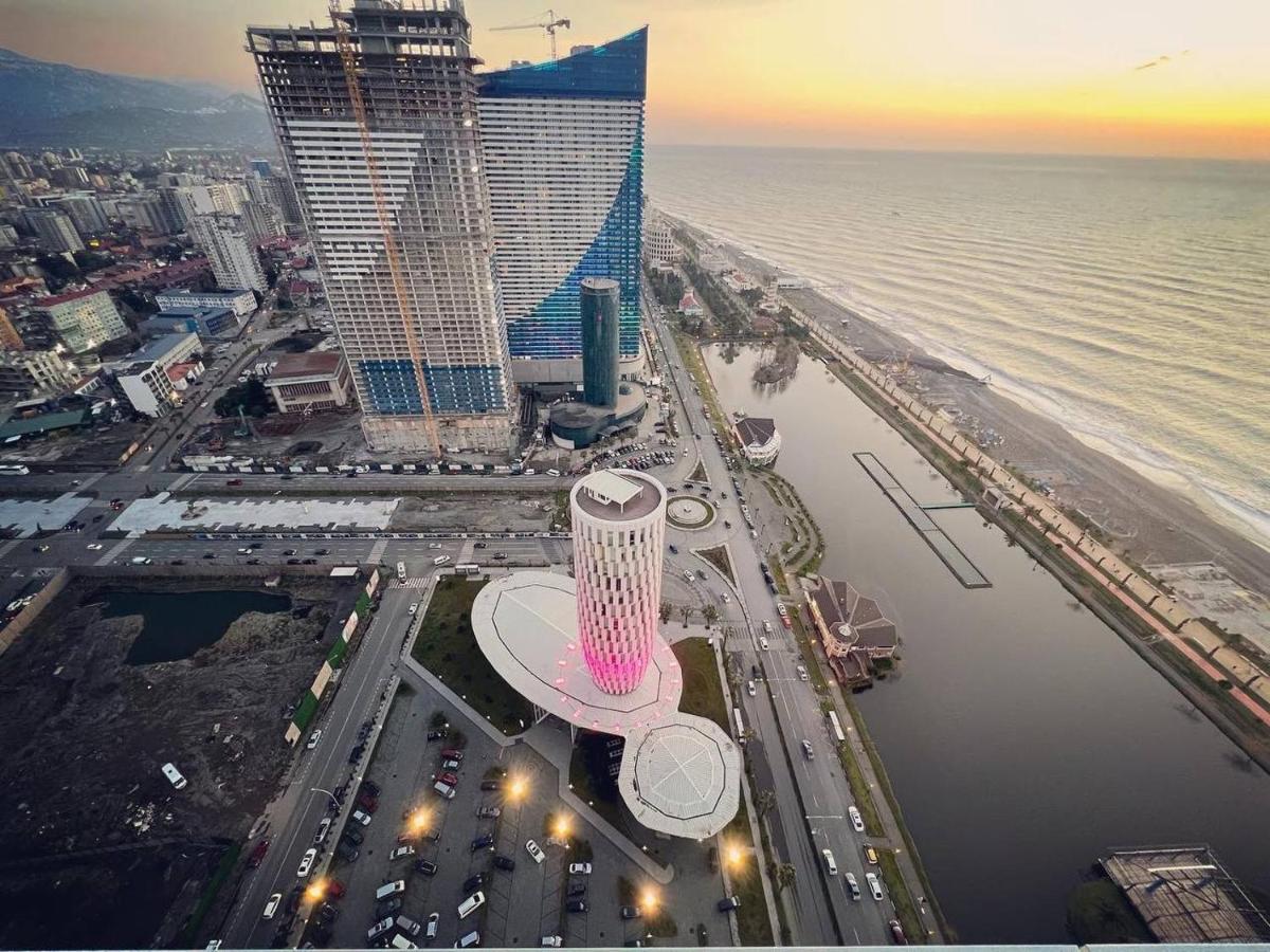 Gq Apartments On First Line Batumi Luaran gambar