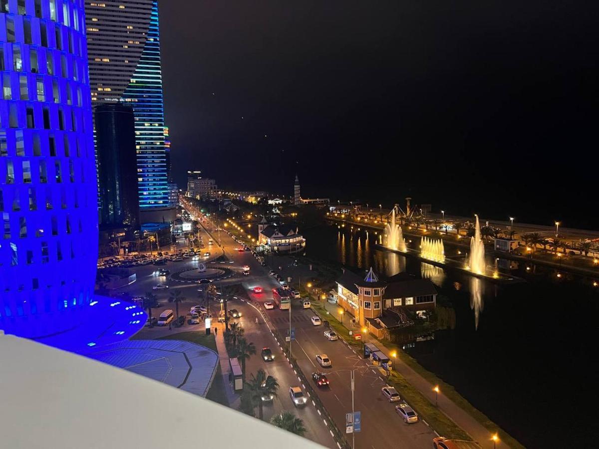 Gq Apartments On First Line Batumi Luaran gambar
